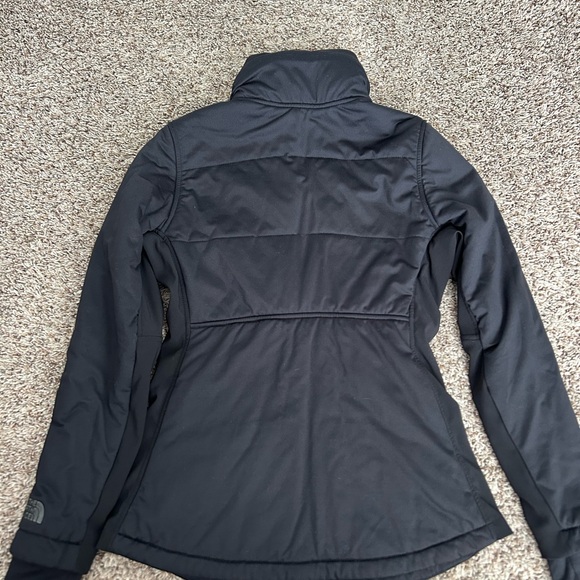 North Face Women's jacket - Picture 3 of 3